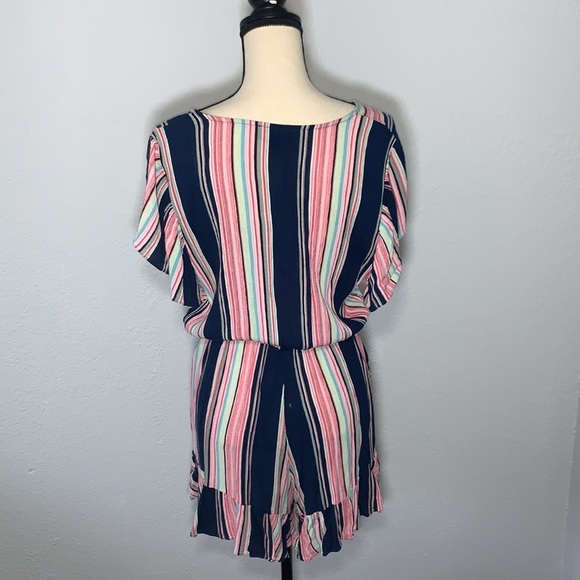Gigio UMGEE Striped V-Neck Ruffled Romper Front Tie Side Pockets size Medium - Picture 5 of 15